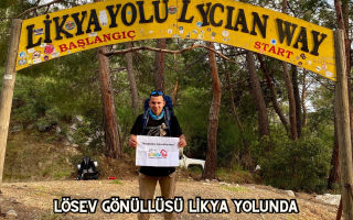 Lösev Gönüllüsü Likya Yolunda